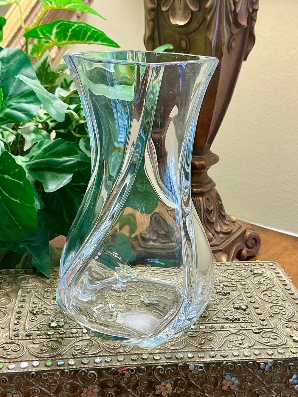 Baccarat  Serpentin Crystal Vase